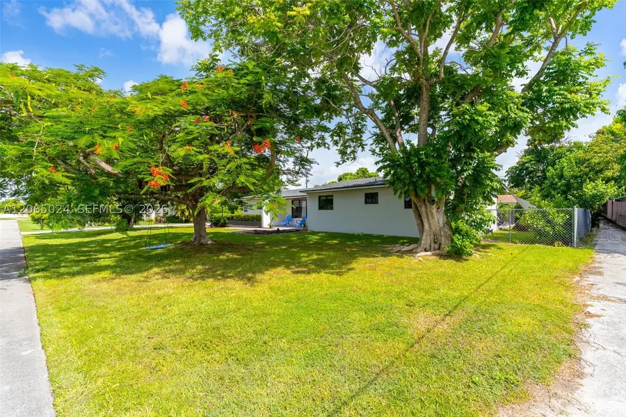 11243 SW 174th Ter, Miami, FL 33157 - #2