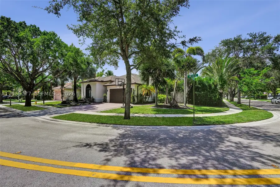 14298 NW 23rd St, Pembroke Pines, FL 33028 - #2