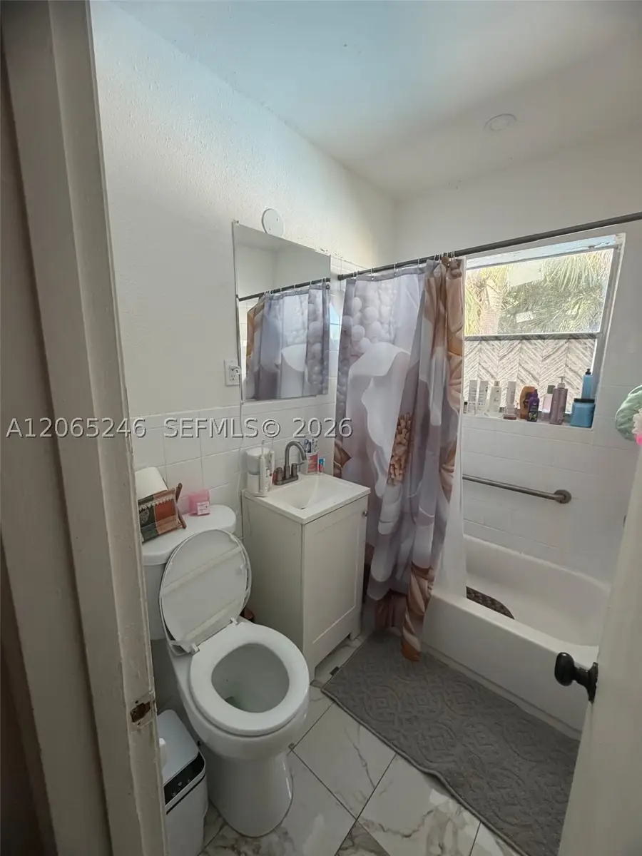 331 NW 39th Ave, Lauderhill, FL 33311 - #3