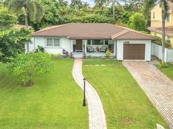1246 Adams St, Hollywood, FL 33019