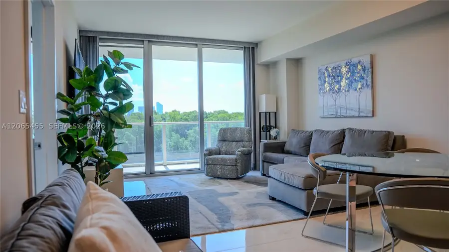 16385 Biscayne Blvd # #419, North Miami Beach, FL 33160 - #3