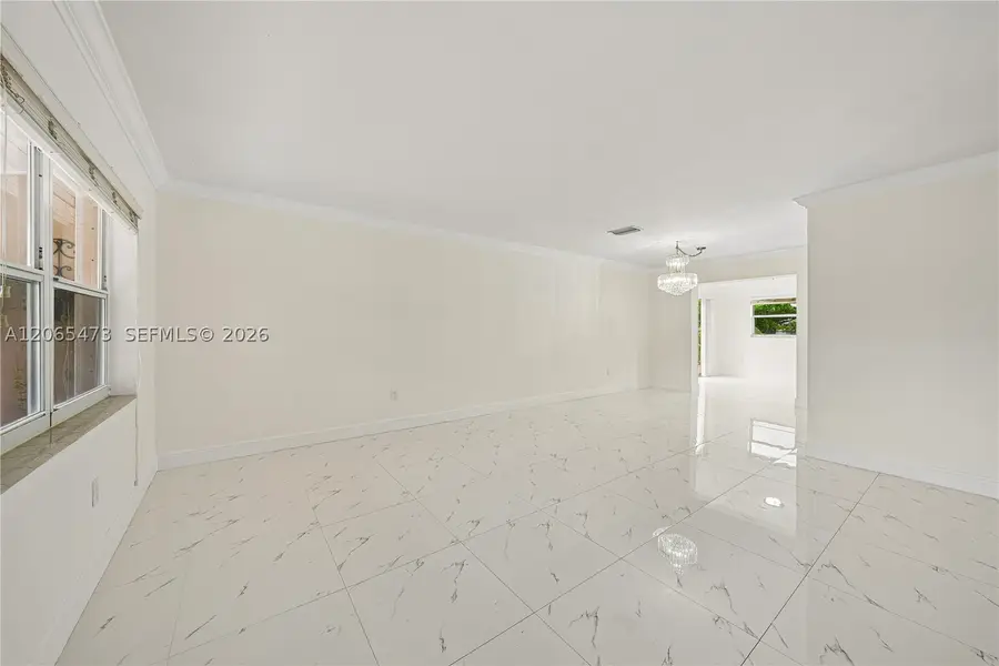 7135 SW 19th St, Miami, FL 33155 - #2