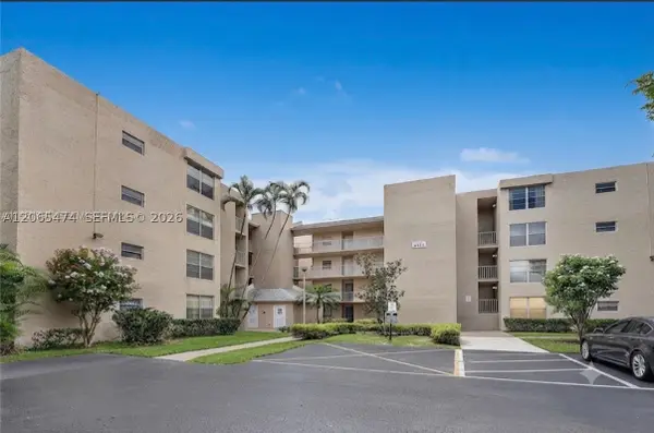 9471 Evergreen Pl #307, Davie, FL 33324