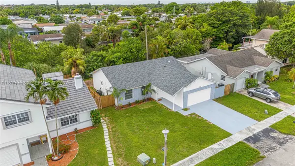 8500 SW 20th St, North Lauderdale, FL 33068