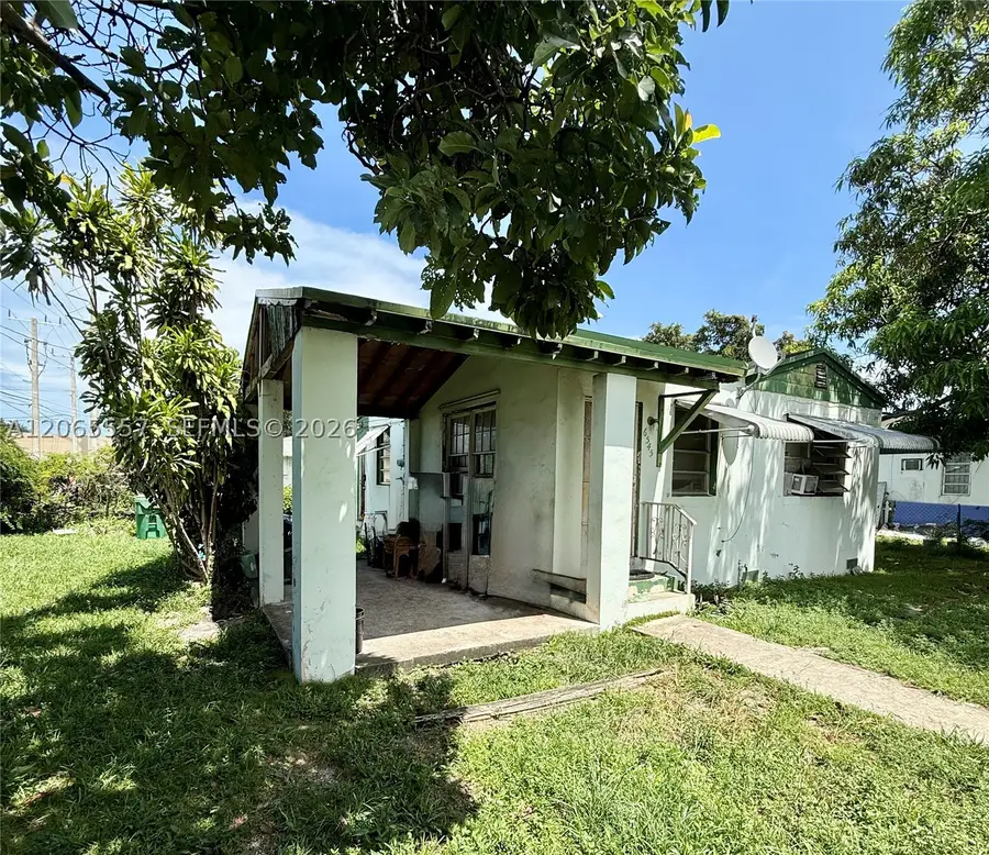 6545 NW 6th Ave, Miami, FL 33150 - #2