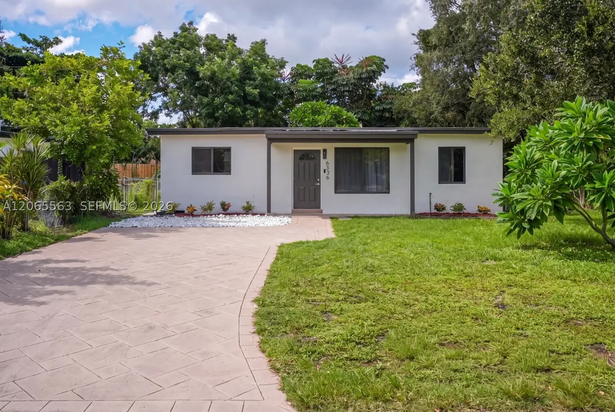 6336 Garfield St, Hollywood, FL 33024 - #1
