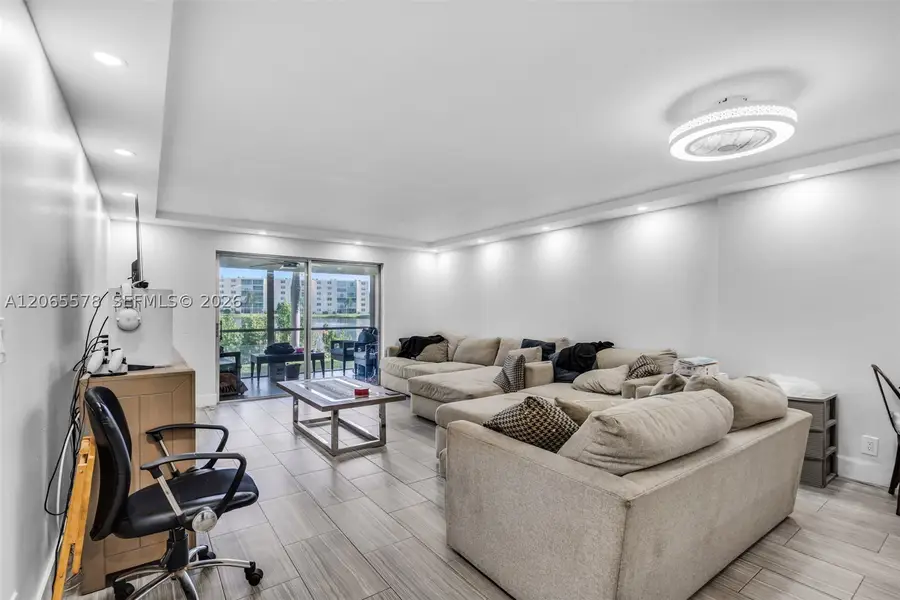 141 SE 3rd Avenue #101, Dania Beach, FL 33004 - #2