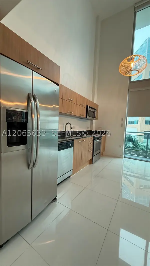 350 S Miami Ave #302, Miami, FL 33130