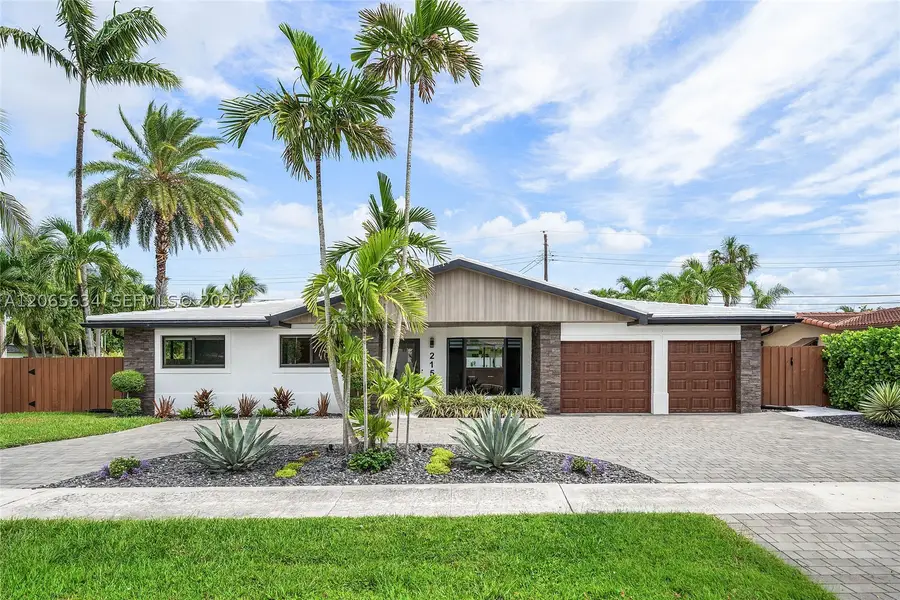 2153 Imperial Point Dr, Fort Lauderdale, FL 33308 - #2