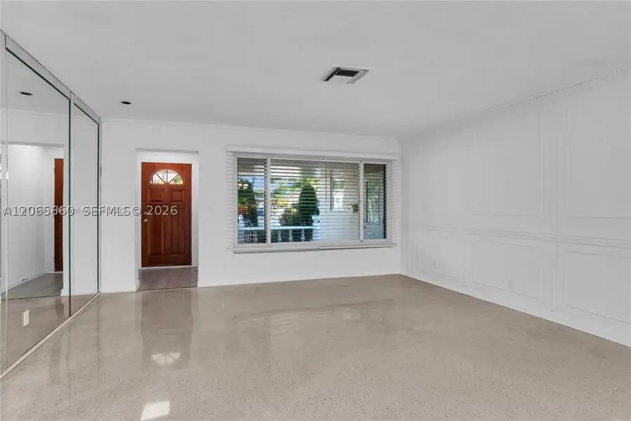 617 NE 2nd Pl, Dania Beach, FL 33004 - #3