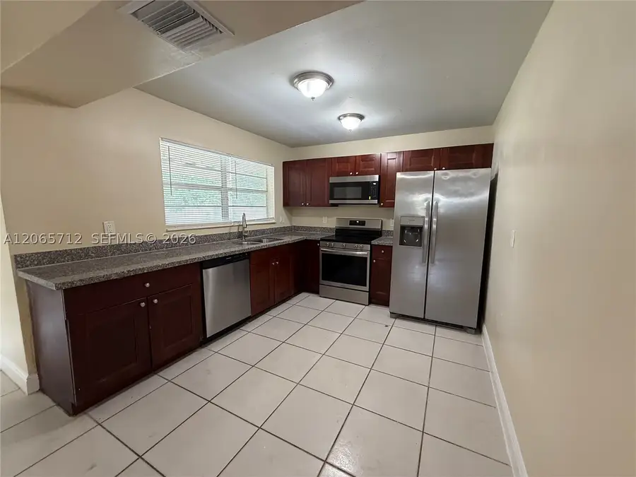3070 SE 1st Pl, Boynton Beach, FL 33435 - #2