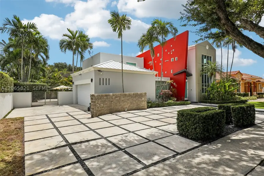 16581 NW 84th Ave, Miami Lakes, FL 33016 - #3