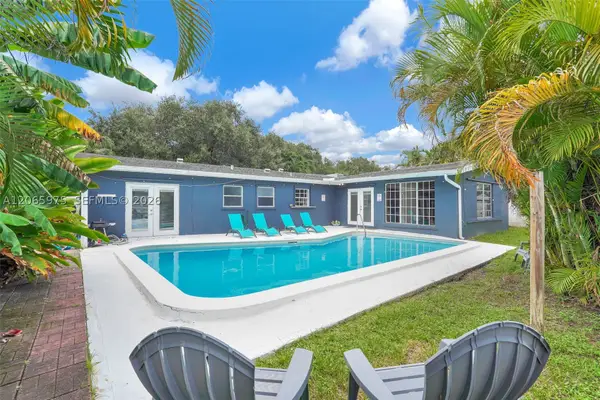 407 S 56th Ter, Hollywood, FL 33023