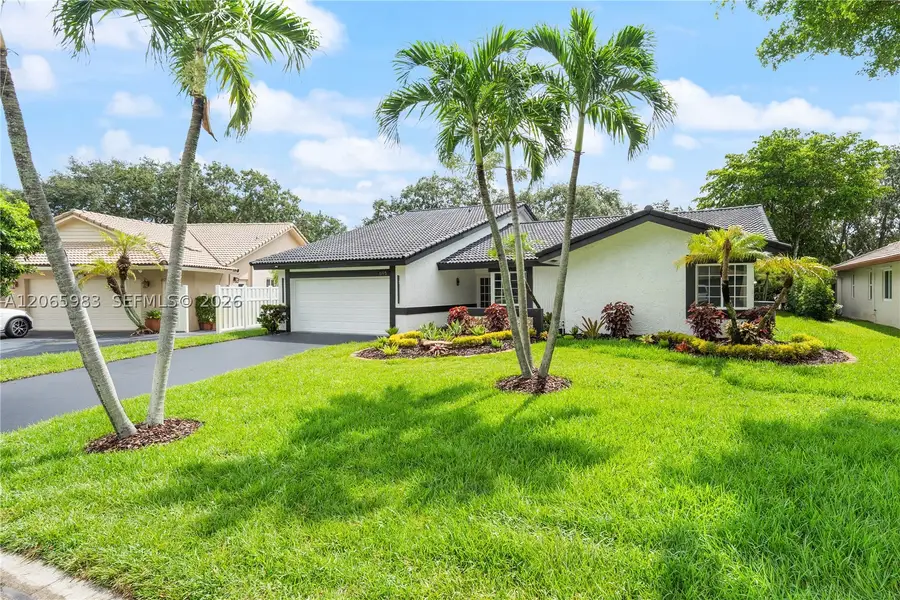 695 NW 107th Ln, Coral Springs, FL 33071 - #2