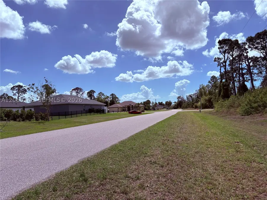 17425 Edgewater Dr, Port Charlotte, FL 33948 - #2