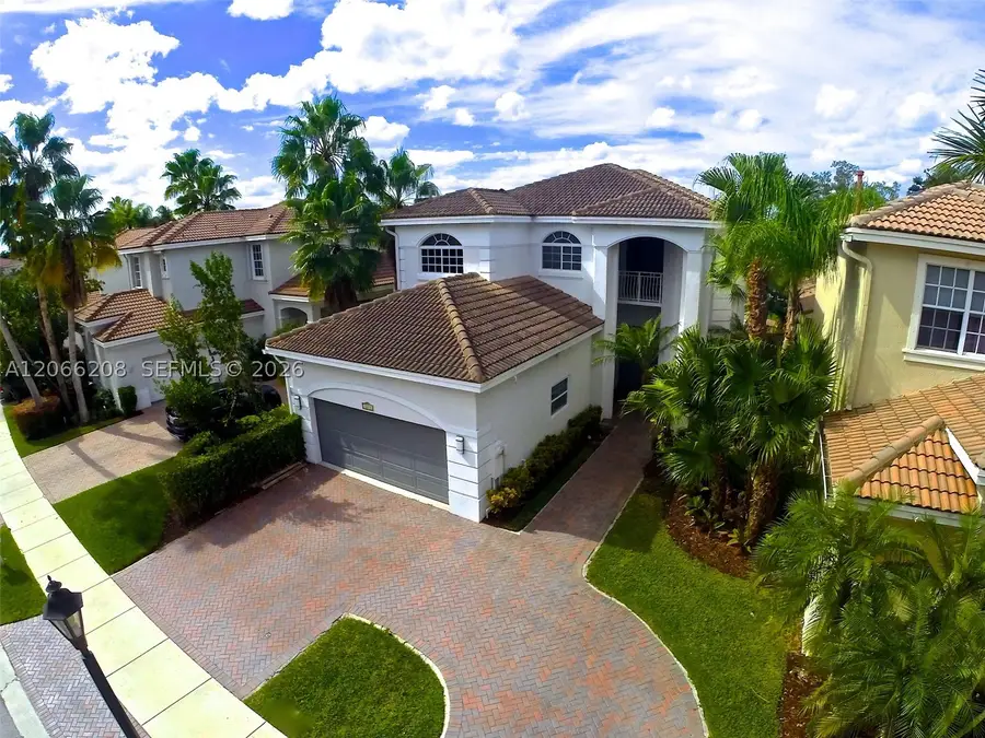 1675 NE 196th St, Miami, FL 33179 - #2