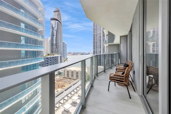 77 Se 5th St #2006, Miami, FL 33131
