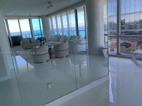 17121 Collins Ave #2808, Sunny Isles Beach, FL 33160