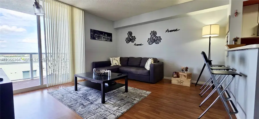 5085 NW 7th St #1505, Miami, FL 33126 - #3