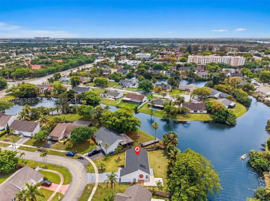 2710 Azalea Ave, Miramar, FL 33025 - #2