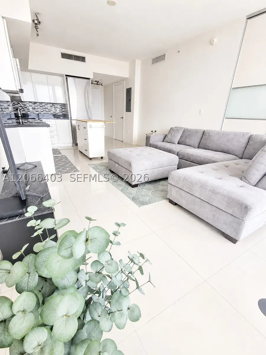 92 SW 3rd St #3808, Miami, FL 33130 - #3