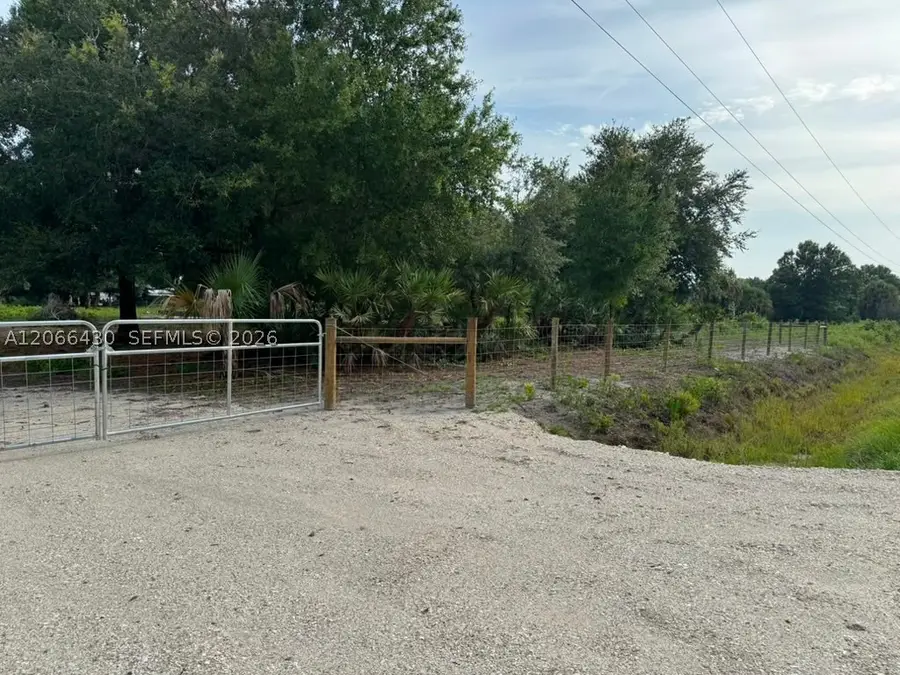 17070 NW 276th St, Okeechobee, FL 34972 - #3
