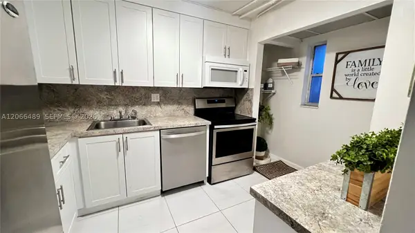8060 Fairview Dr #101, Tamarac, FL 33321