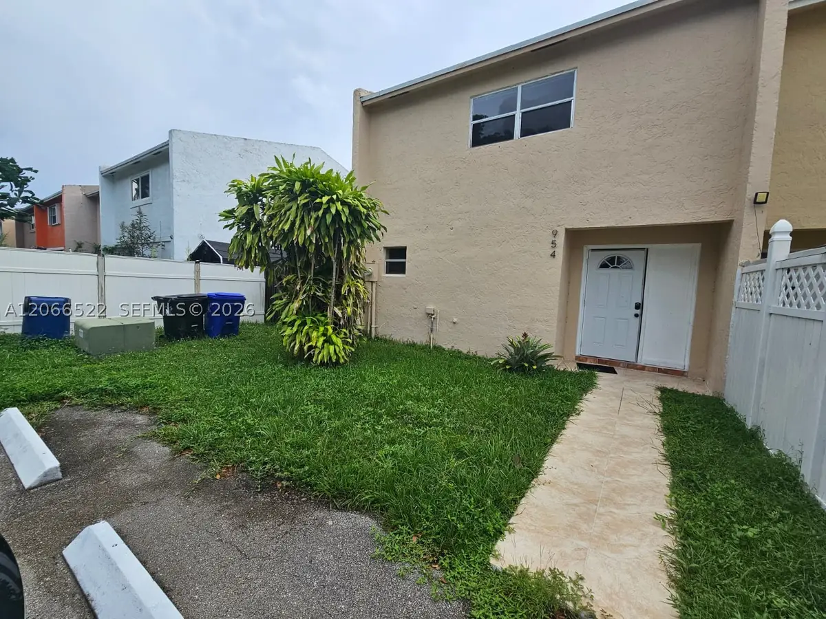 954 SW 74th Ave, North Lauderdale, FL 33068 - #1