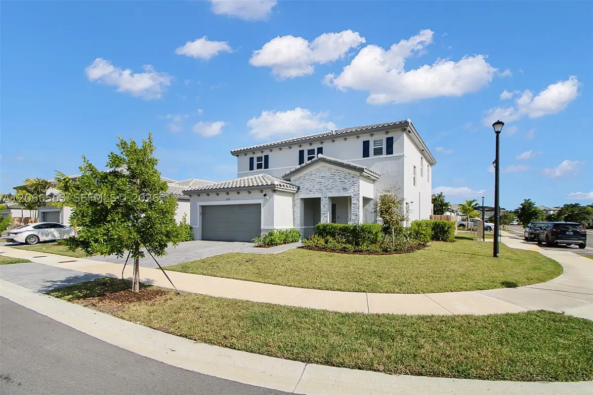 879 SE 26th Ter, Homestead, FL 33035 - #1