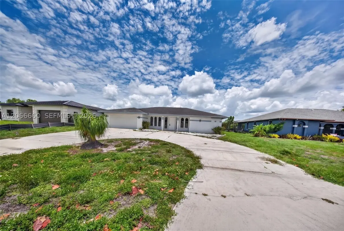 1417 Everest Pkwy, Cape Coral, FL 33904 - #1