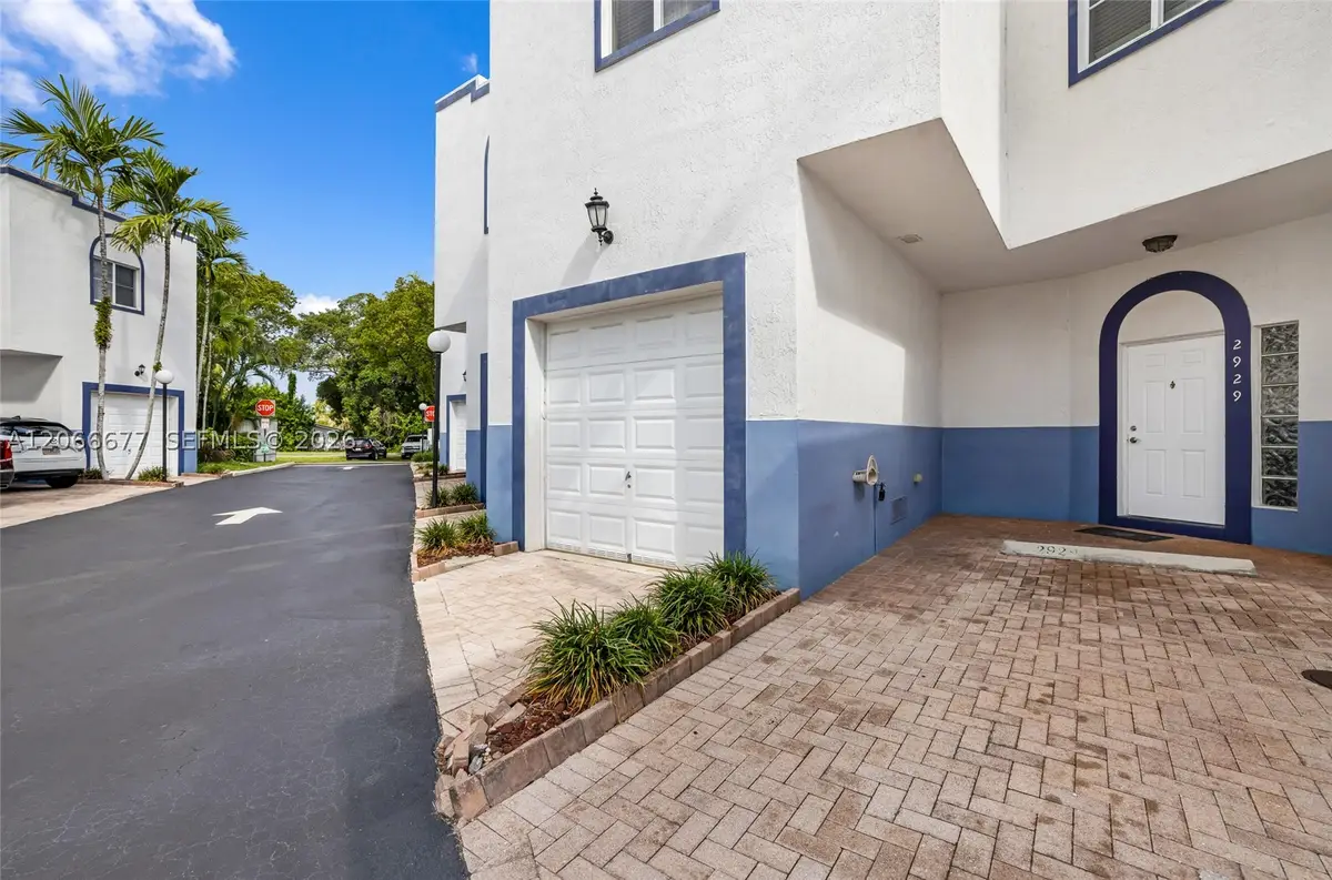 2929 SW 18th Terrace, Fort Lauderdale, FL 33315 - #1