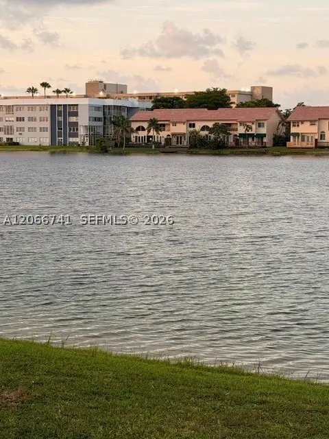 780 NE 199th St #207E, Miami, FL 33179 - #3