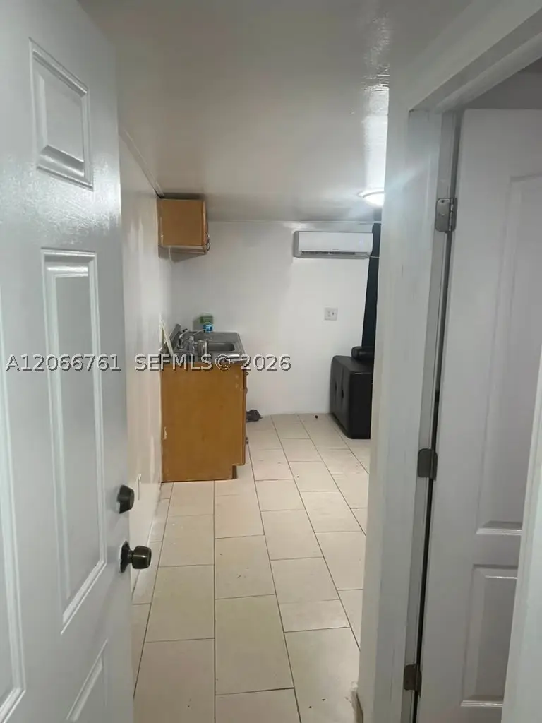 6841 Atlanta St, Hollywood, FL 33024 - #2