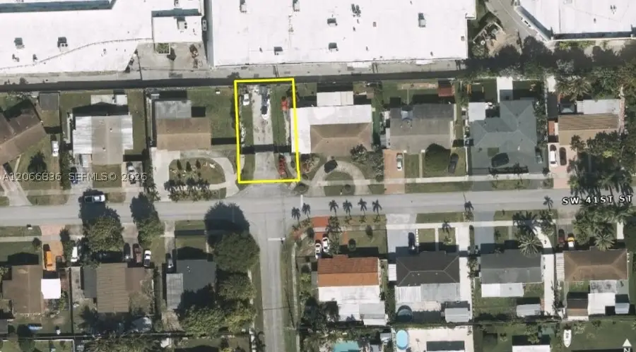 41ST 41st, Miami, FL 33165 - #2