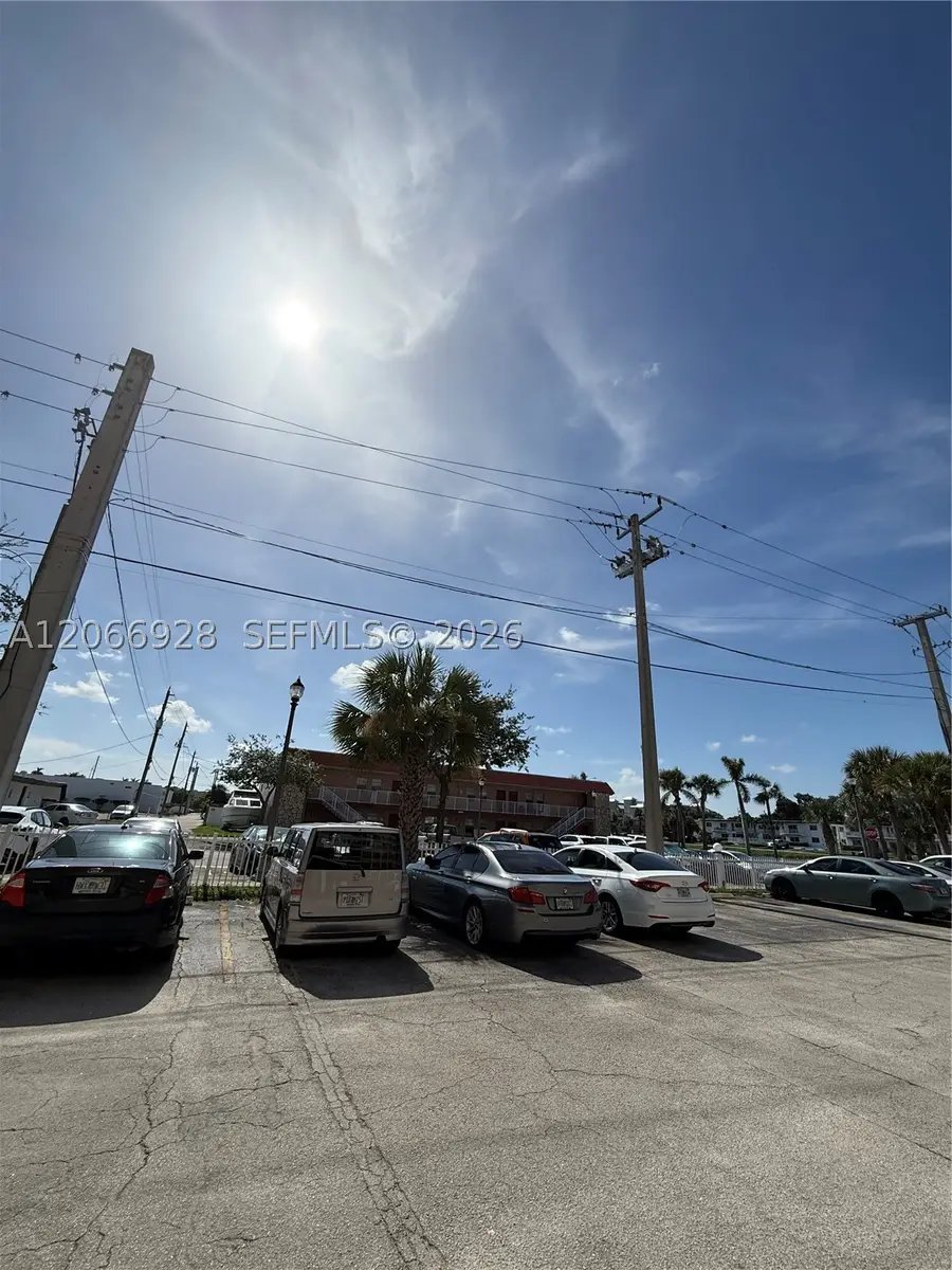 2025 NE 164th St #707, North Miami Beach, FL 33162 - #2