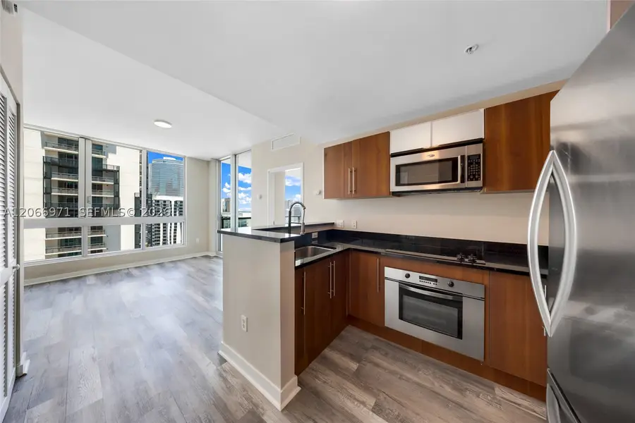 300 S Biscayne Blvd #T-2911, Miami, FL 33131 - #3