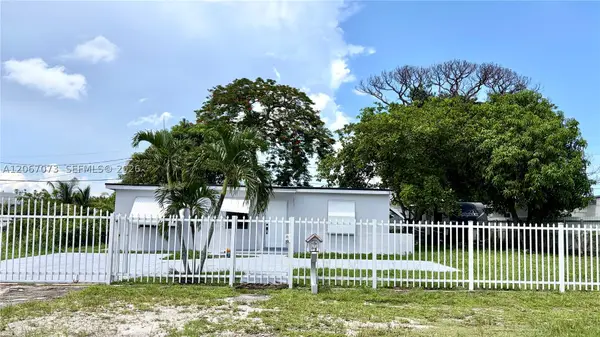 12841 Green Ave, Miami, FL 33167