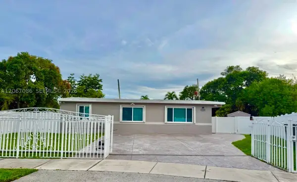 4580 SW 39th St, West Park, FL 33023