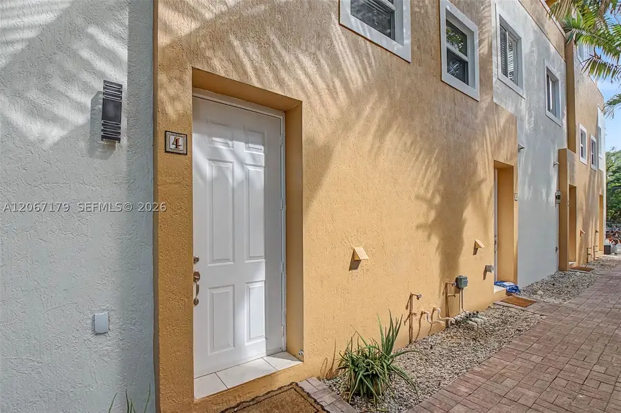 2945 Coconut Ave #4, Miami, FL 33133 - #2