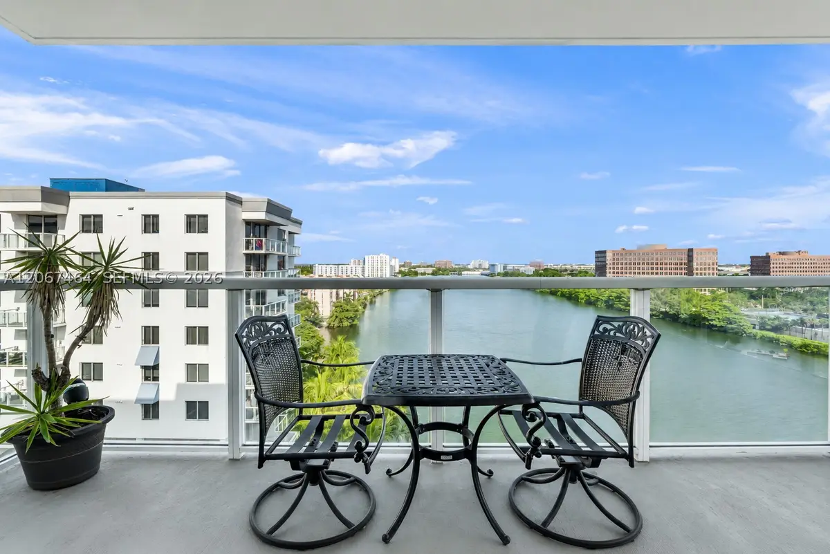 5091 NW 7th St #PH-02, Miami, FL 33126 - #1