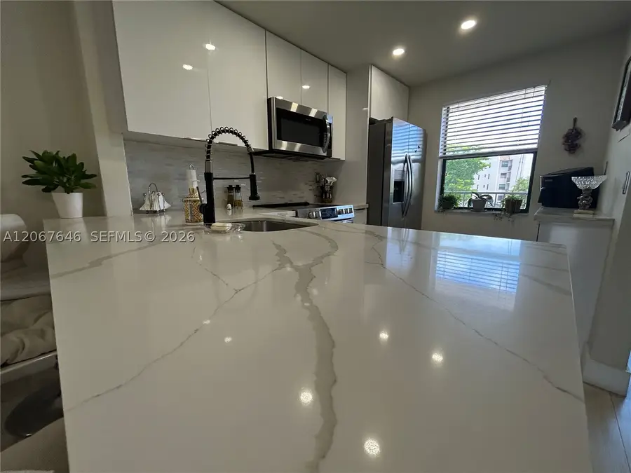 10130 Sunrise Lakes Blvd #207, Sunrise, FL 33322 - #3