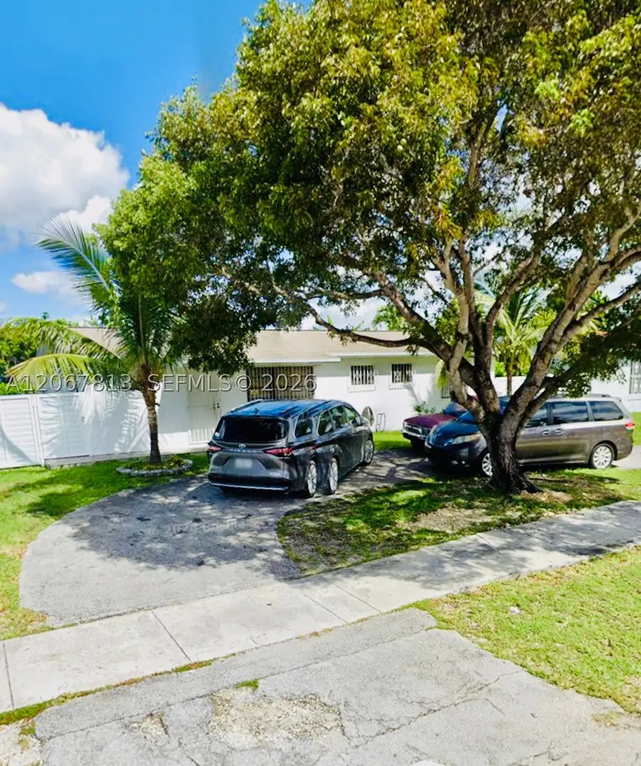 12761 SW 256th St, Homestead, FL 33032 - #2