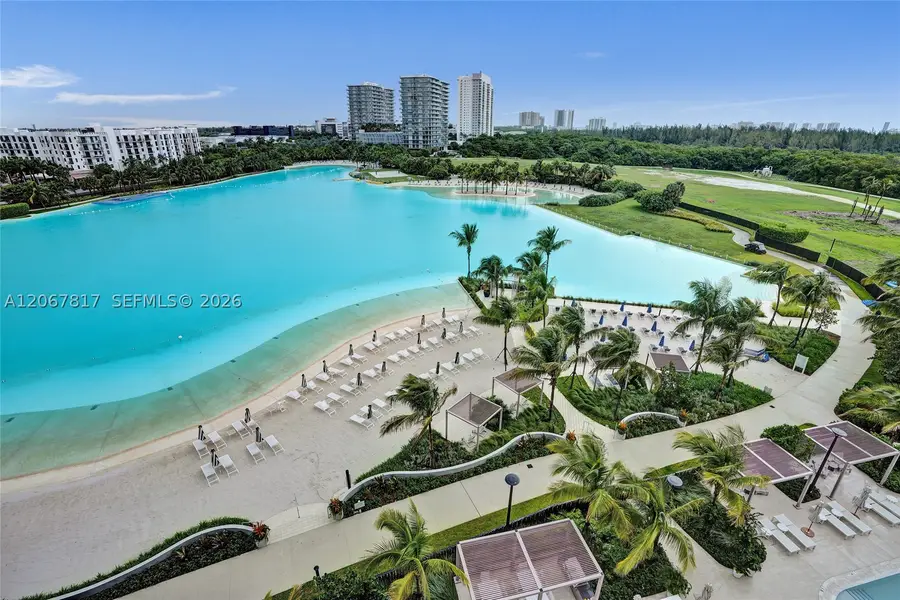 2411 Laguna Cir #1805, North Miami, FL 33181 - #3