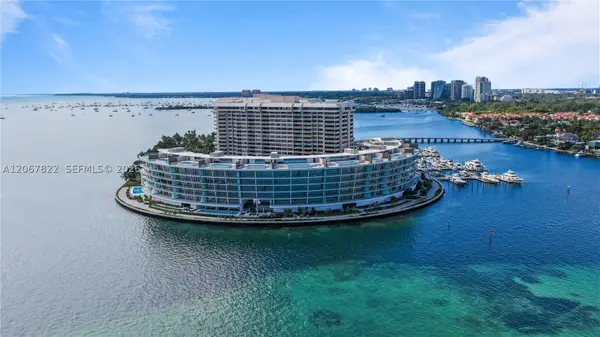 5 Grove Isles Dr #M502, Miami, FL 33133