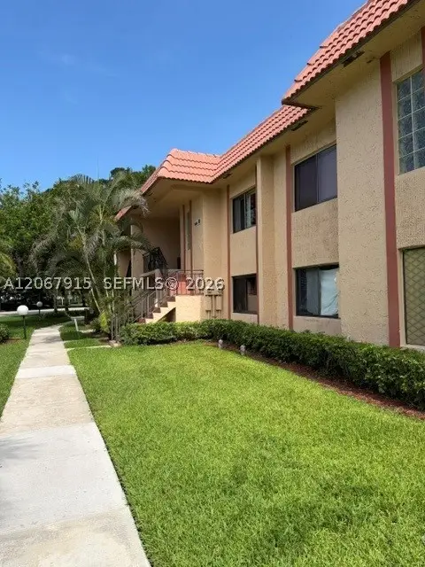 164 Lakeview Dr #204, Weston, FL 33326 - #1