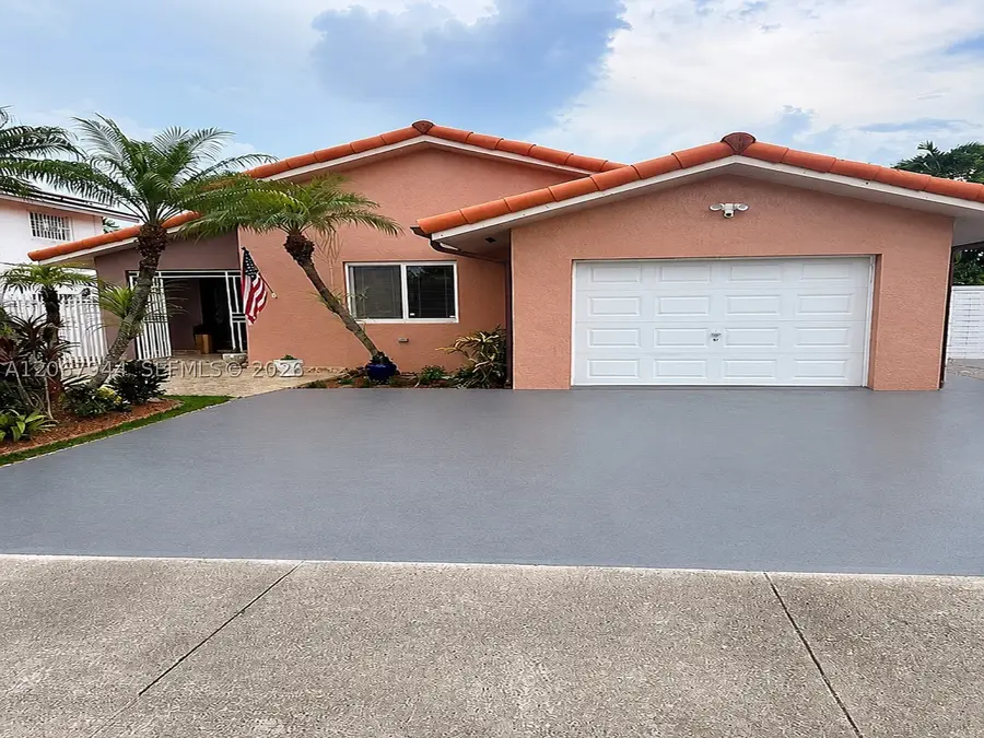 10070 SW 2nd St, Miami, FL 33174 - #2