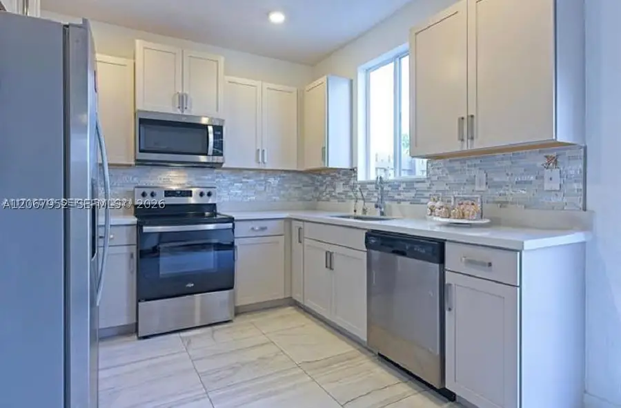 1056 SE 23rd Ave, Homestead, FL 33035 - #2