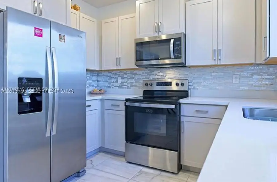 1056 SE 23rd Ave, Homestead, FL 33035 - #3