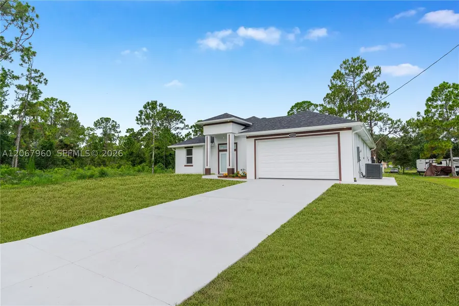 1113 Henry Ave, Lehigh Acres, FL 3972 - #2