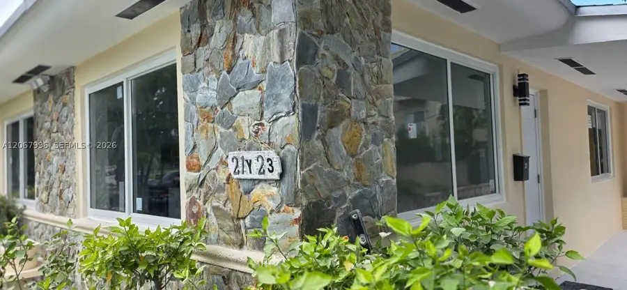 21 NW 32nd Ct, Miami, FL 33125 - #2